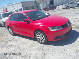 2012 Volkswagen Jetta Sedan SE w/Convenience with VIN 3VWDX7AJOCM340325, listed as a IAAI auction lot 42053766 with 171,254 mi miles. Bid and sale history available at carsss.com. Image 1.