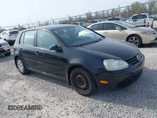 2008 Volkswagen Rabbit S z VIN WVWDB71K18W327925, wystawiony jako IAAI lot #42054235 z przebiegiem 111 563 mil mil oraz . Historia ofert i sprzedaży dostępna na DreamBid. Obrazek 1.