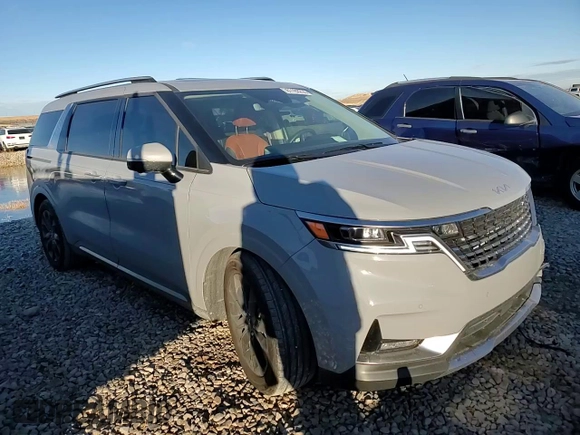 2024 Kia Carnival SX Prestige with VIN KNDNE5H34R6420082, listed as a Copart auction lot 81192214 with 7,736 mi miles and Salvage Title. Bid and sale history available at carsss.com. Image 11.