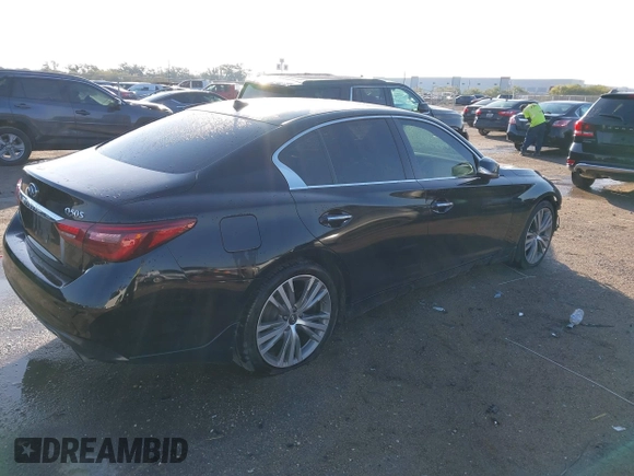 2018 Infiniti Q50 3.0t LUXE with VIN JN1EV7AP2JM359410, listed as a IAAI auction lot 40742721 with 161,858 mi miles. Bid and sale history available at carsss.com. Image 4.