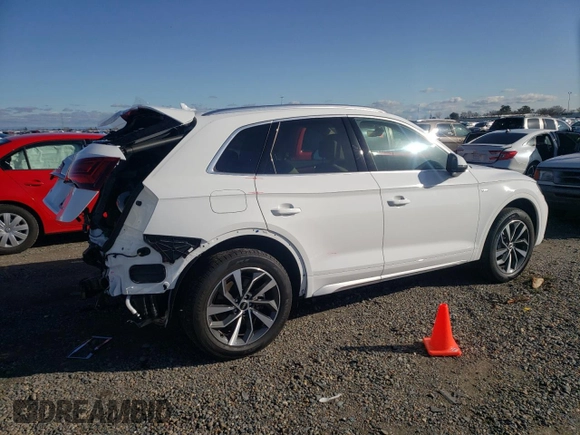 2022 Audi Q5 S line Premium with VIN WA1GAAFY5N2022242, listed as a Copart auction lot 37455483 with 9,451 mi miles. Bid and sale history available at carsss.com. Image 3.