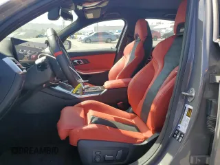 2025 BMW M3 Competition xDrive z VIN WBS33HJ02SFT91341, wystawiony jako Copart lot #53857085 z przebiegiem 5134 mil mil oraz Szkody całkowita. Historia ofert i sprzedaży dostępna na DreamBid. Obrazek 7.