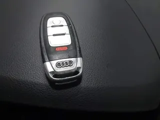 2017 Audi Q5 Premium with VIN WA1C2AFP0HA089098, listed as a IAAI auction lot 41256921 with 71,777 mi miles. Bid and sale history available at carsss.com. Image 11.
