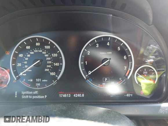 2014 BMW 6 Series 650i xDrive with VIN WBA6B4C5XED099197, listed as a IAAI auction lot 41744557 with 174,613 mi miles. Bid and sale history available at carsss.com. Image 7.