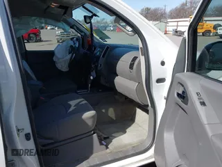 2016 Nissan Frontier SV z VIN 1N6AD0ER8GN782851, wystawiony jako IAAI lot #41731187 z przebiegiem 137 461 mil mil oraz . Historia ofert i sprzedaży dostępna na DreamBid. Obrazek 5.