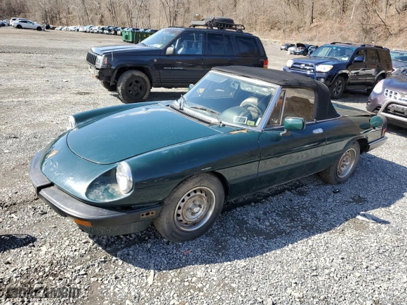 1983 Alfa Romeo Alfa Romeo Veloce with VIN ZARBA541XD1016802, listed as a Copart auction lot 51383595 with 127,904 mi miles and Clean Title. Bid and sale history available at carsss.com. Image 1.