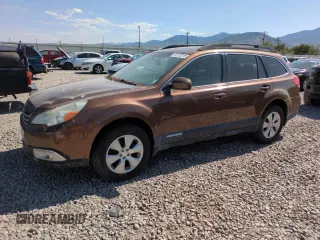 2011 Subaru Outback Premium z VIN 4S4BRBCC7B3431738, wystawiony jako Copart lot #60170215 z przebiegiem 206 679 mil mil oraz Czysty tytuł • Clean title. Historia ofert i sprzedaży dostępna na DreamBid. Obrazek 1.
