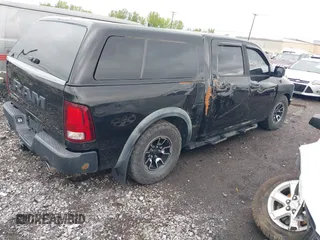 2016 Ram 1500 Rebel z VIN 1C6RR7YT0GS100285, wystawiony jako IAAI lot #42346719 z przebiegiem 103 309 mil mil oraz . Historia ofert i sprzedaży dostępna na DreamBid. Obrazek 4.