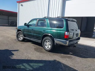 2001 Toyota 4Runner SR5 with VIN JT3HN86R010358245, listed as a IAAI auction lot 41770695 with 90,853 mi miles. Bid and sale history available at carsss.com. Image 3.