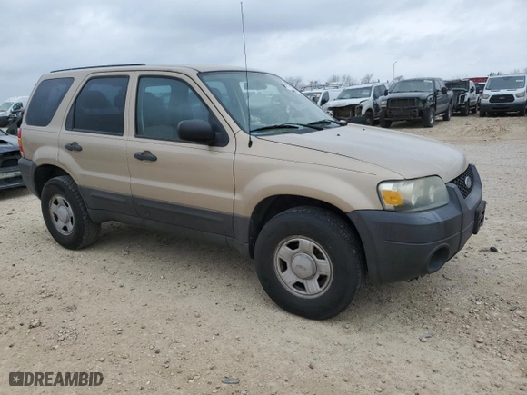 2007 Ford Escape XLS with VIN 1FMYU02Z27KB60488, listed as a Copart auction lot 47476445 with 238,244 mi miles and Salvage Title. Bid and sale history available at carsss.com. Image 4.