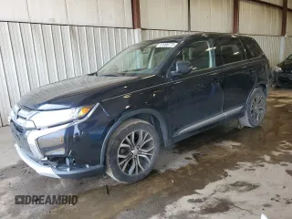 2018 Mitsubishi Outlander ES with VIN JA4AD2A34JJ005995, listed as a Copart auction lot 61996775 with 139,469 mi miles and Salvage title. Bid and sale history available at DreamBid. Image 1.
