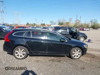 2017 Volvo V60 Premier with VIN YV140MEK5H1349304, listed as a IAAI auction lot 41991653 with 77,439 mi miles and . Bid and sale history available at DreamBid. Image 13.