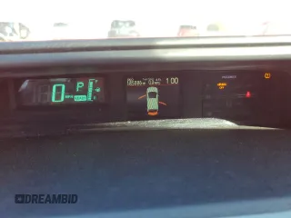2012 Toyota Prius One with VIN JTDKDTB35C1013198, listed as a Copart auction lot 43583985 with 185,086 mi miles and Clean Title. Bid and sale history available at DreamBid. Image 9.