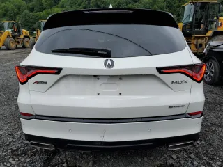2024 Acura MDX w/A-Spec Package with VIN 5J8YE1H09RL013714, listed as a Copart auction lot 64440054 with 7,361 mi miles and Salvage Title. Bid and sale history available at carsss.com. Image 6.