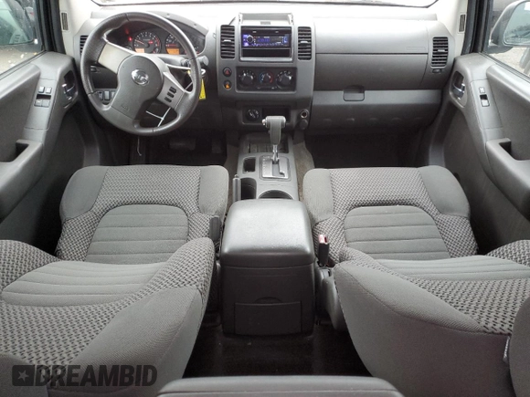 2005 Nissan Frontier LE with VIN 1N6AD06W35C434095, listed as a Copart auction lot 82559744 with 136,085 mi miles and Salvage title. Bid and sale history available at DreamBid. Image 8.
