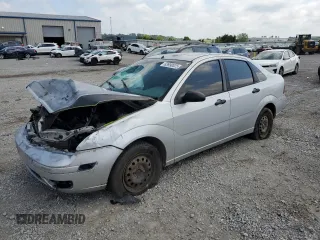 2005 Ford Focus S z VIN 1FAHP34N75W194221, wystawiony jako Copart lot #63990025 z przebiegiem Nie podano mil oraz Szkoda całkowita • Salvage title. Historia ofert i sprzedaży dostępna na DreamBid. Obrazek 1.