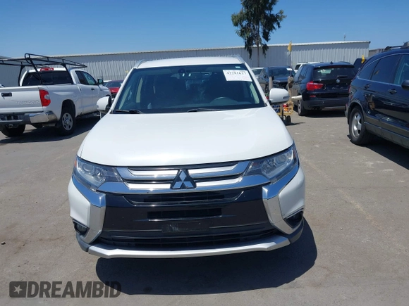 2018 Mitsubishi Outlander SE with VIN JA4AD3A36JZ061024, listed as a IAAI auction lot 42281627 with 245,456 mi miles and . Bid and sale history available at DreamBid. Image 13.