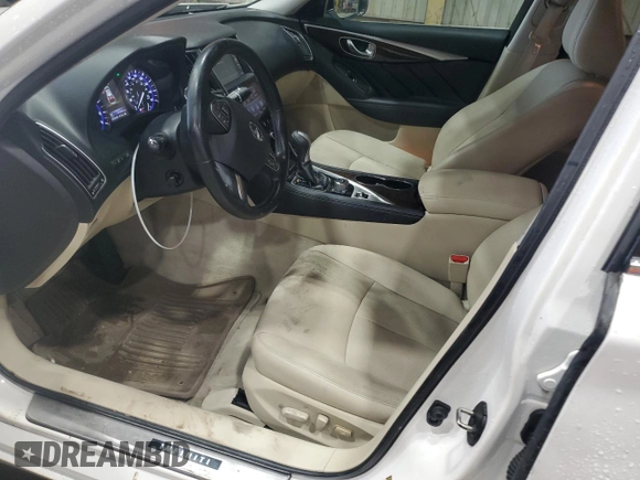 2015 Infiniti Q50 Premium z VIN JN1BV7AP1FM336551, wystawiony jako Copart lot #56077035 z przebiegiem 91 244 mil mil oraz Szkoda całkowita • Salvage title. Historia ofert i sprzedaży dostępna na DreamBid. Obrazek 7.