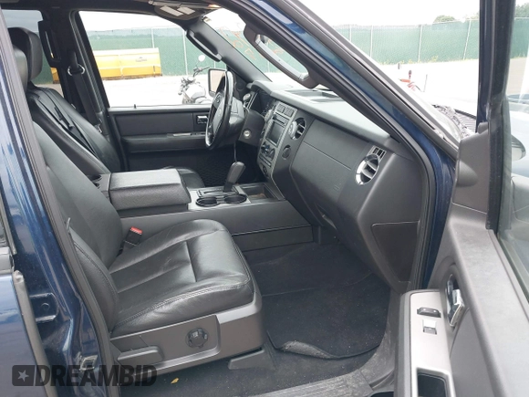 2007 Ford Expedition XLT with VIN 1FMFU16527LA88979, listed as a IAAI auction lot 42420257 with 152,478 mi miles and . Bid and sale history available at DreamBid. Image 5.