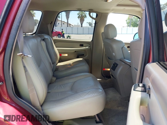 2003 Chevrolet Tahoe LS with VIN 1GNEC13TX3J252997, listed as a IAAI auction lot 42504734 with 118,972 mi miles and . Bid and sale history available at DreamBid. Image 8.