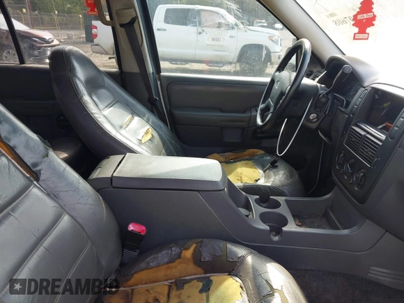 2002 Ford Explorer XLT with VIN 1FMZU73E52ZB31608, listed as a IAAI auction lot 42207608 with Not provided miles and . Bid and sale history available at DreamBid. Image 5.