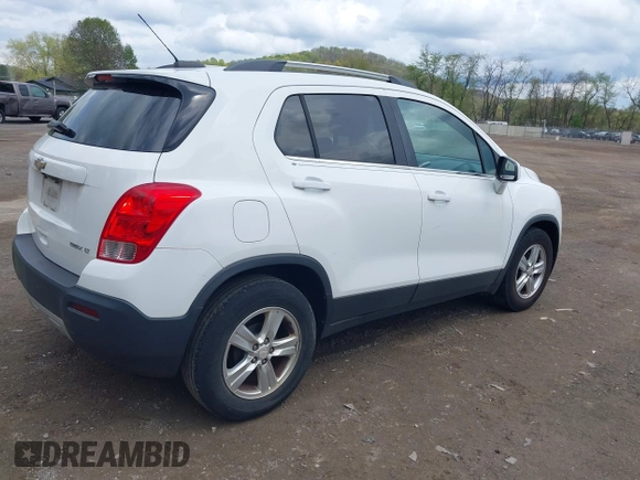 2016 Chevrolet Trax LT z VIN 3GNCJLSB9GL163793, wystawiony jako IAAI lot #42108040 z przebiegiem 263 074 mil mil oraz . Historia ofert i sprzedaży dostępna na DreamBid. Obrazek 4.