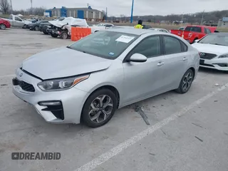 2021 Kia Forte LXS z VIN 3KPF24AD5ME269640, wystawiony jako IAAI lot #41381510 z przebiegiem 107 942 mil mil oraz . Historia ofert i sprzedaży dostępna na DreamBid. Obrazek 20.