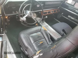 1967 Dodge Charger z VIN WS23L71170139, wystawiony jako Copart lot #88448225 z przebiegiem 803 633 mil mil oraz Szkody całkowita. Historia ofert i sprzedaży dostępna na DreamBid. Obrazek 8.