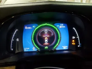 2014 Cadillac ELR z VIN 1G6RM1E46EU601171, wystawiony jako Copart lot #84459024 z przebiegiem 62 486 mil mil oraz Czysty tytuł • Clean title. Historia ofert i sprzedaży dostępna na DreamBid. Obrazek 9.