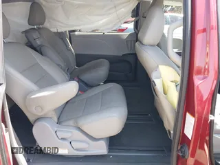 2020 Toyota Sienna LE Auto Access Seat с VIN 5TDKZ3DC7LS060864, выставлен на аукционе IAAI как лот 42518168 с пробегом 58 724 миль миль и . История ставок и продаж доступна на DreamBid. Изображение 8.