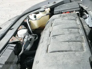 2011 Chevrolet Traverse 2LT z VIN 1GNKVJED1BJ374696, wystawiony jako IAAI lot #43236281 z przebiegiem 136 873 mil mil oraz . Historia ofert i sprzedaży dostępna na DreamBid. Obrazek 12.