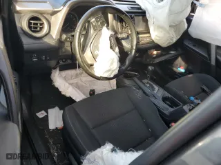 2017 Toyota RAV4 XLE with VIN JTMRFREV0HJ142787, listed as a Copart auction lot 73715624 with 0 mi miles and Salvage Title. Bid and sale history available at carsss.com. Image 8.