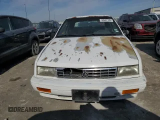 1994 Plymouth Sundance z VIN 1P3AP24D8RN181194, wystawiony jako Copart lot #48607935 z przebiegiem 90 075 mil mil oraz Tytuł czysty. Historia ofert i sprzedaży dostępna na DreamBid. Obrazek 5.