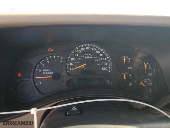 2004 GMC Sierra 1500 Crew Cab SLE with VIN 2GTEK13T941404906, listed as a Copart auction lot 71011494 with 271,852 mi miles and Clean Title. Bid and sale history available at carsss.com. Image 9.
