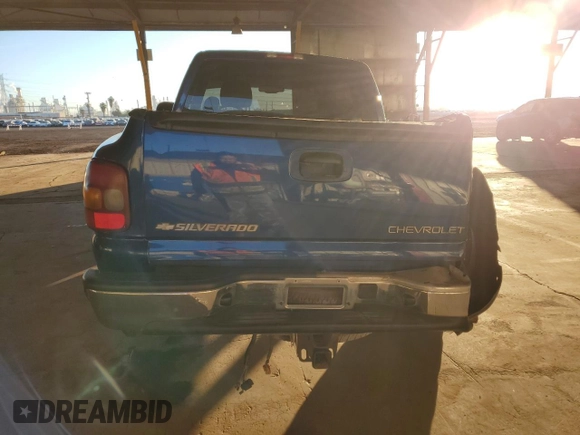 2003 Chevrolet Silverado 1500 LS with VIN 1GCEK14T03Z215548, listed as a Copart auction lot 85168284 with 139,787 mi miles and Salvage Title. Bid and sale history available at DreamBid. Image 6.