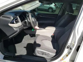 2018 Toyota Camry LE с VIN 4T1B11HK5JU073663, выставлен на аукционе Copart как лот 55656575 с пробегом 100 578 миль миль и Списание • Salvage title. История ставок и продаж доступна на DreamBid. Изображение 7.