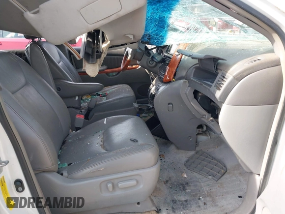 2008 Toyota Sienna XLE with VIN 5TDZK22C48S149718, listed as a IAAI auction lot 41473363 with 1 mi miles. Bid and sale history available at carsss.com. Image 5.