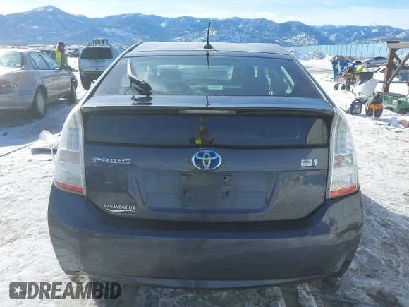 2011 Toyota Prius I with VIN JTDKN3DU4B0266777, listed as a IAAI auction lot 41577700 with 178,838 mi miles. Bid and sale history available at carsss.com. Image 17.