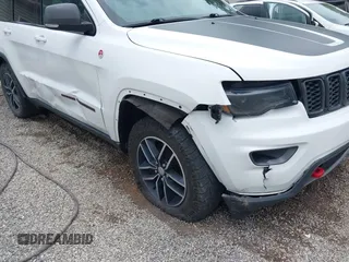 2018 Jeep Grand Cherokee Trailhawk с VIN 1C4RJFLT3JC441618, выставлен на аукционе IAAI как лот 42285621 с пробегом 125 686 миль миль и . История ставок и продаж доступна на DreamBid. Изображение 6.