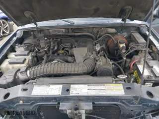 1999 Ford Ranger XLT with VIN 1FTZR15X4XPB33404, listed as a IAAI auction lot 41894486 with 371,102 mi miles. Bid and sale history available at carsss.com. Image 10.