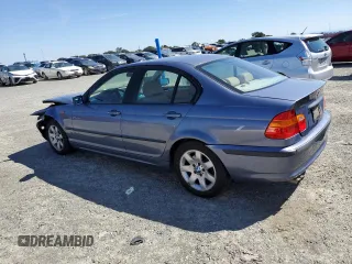 2003 BMW 3 Series 325i with VIN WBAET37453NJ37219, listed as a Copart auction lot 69101914 with 100,816 mi miles and Salvage Title. Bid and sale history available at carsss.com. Image 2.