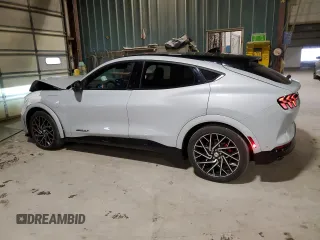 2022 Ford Mustang Mach-E GT z VIN 3FMTK4SXXNMA31359, wystawiony jako Copart lot #53286265 z przebiegiem 15 205 mil mil oraz Szkoda całkowita • Salvage title. Historia ofert i sprzedaży dostępna na DreamBid. Obrazek 2.