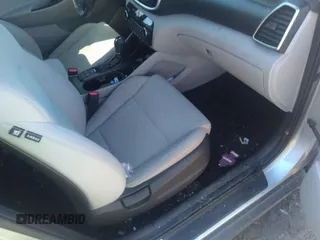 2021 Hyundai Tucson Value with VIN KM8J33A45MU393874, listed as a IAAI auction lot 41681171 with 79,164 mi miles and . Bid and sale history available at DreamBid. Image 5.