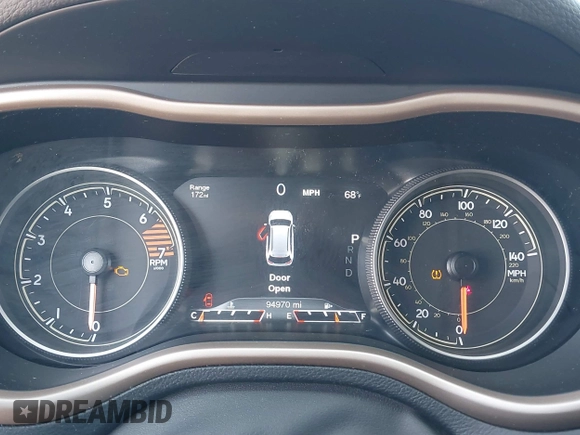 2017 Jeep Cherokee Limited with VIN 1C4PJLDB3HW523076, listed as a IAAI auction lot 41612129 with 94,970 mi miles. Bid and sale history available at carsss.com. Image 7.