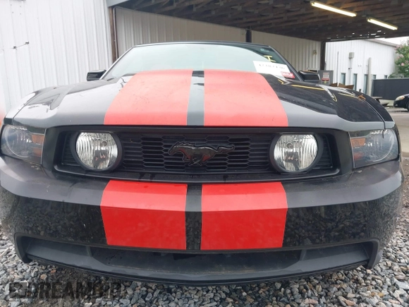 2010 Ford Mustang GT with VIN 1ZVBP8FH9A5101068, listed as a IAAI auction lot 42387476 with 70,252 mi miles and . Bid and sale history available at DreamBid. Image 6.