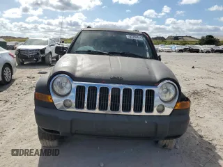 2005 Jeep Liberty Limited with VIN 1J4GK58K25W588171, listed as a Copart auction lot 83780414 with Not Provided miles and Salvage Title. Bid and sale history available at carsss.com. Image 5.