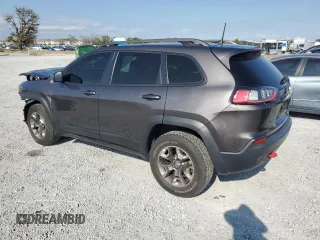 2019 Jeep Cherokee Trailhawk with VIN 1C4PJMBX9KD183343, listed as a Copart auction lot 48662565 with 77,988 mi miles and Non repairable. Bid and sale history available at DreamBid. Image 2.