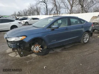 2019 Ford Fusion Hybrid SE with VIN 3FA6P0LU1KR269203, listed as a Copart auction lot 45305705 with NaN miles and Salvage Title. Bid and sale history available at carsss.com. Image 1.