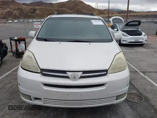 2004 Toyota Sienna XLE with VIN 5TDZA22C94S084569, listed as a IAAI auction lot 41482040 with 210,157 mi miles and . Bid and sale history available at DreamBid. Image 12.