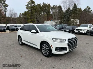 2018 Audi Q7 Premium Plus with VIN WA1LAAF70JD019690, listed as a Copart auction lot 49583775 with 127,047 mi miles and Clean Title. Bid and sale history available at carsss.com. Image 1.